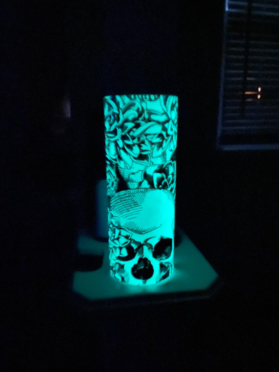 SKULL glow tumbler